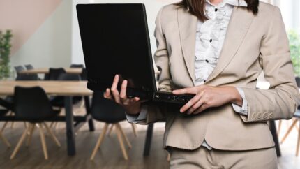 LFL: что это такое и как рассчитать показатель Like-for-Like