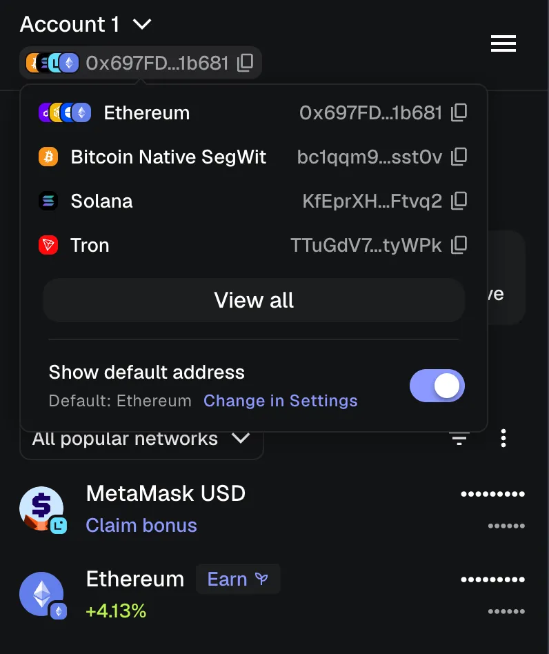 Интерфейс криптокошелька с адресами Ethereum, Bitcoin, Solana и Tron